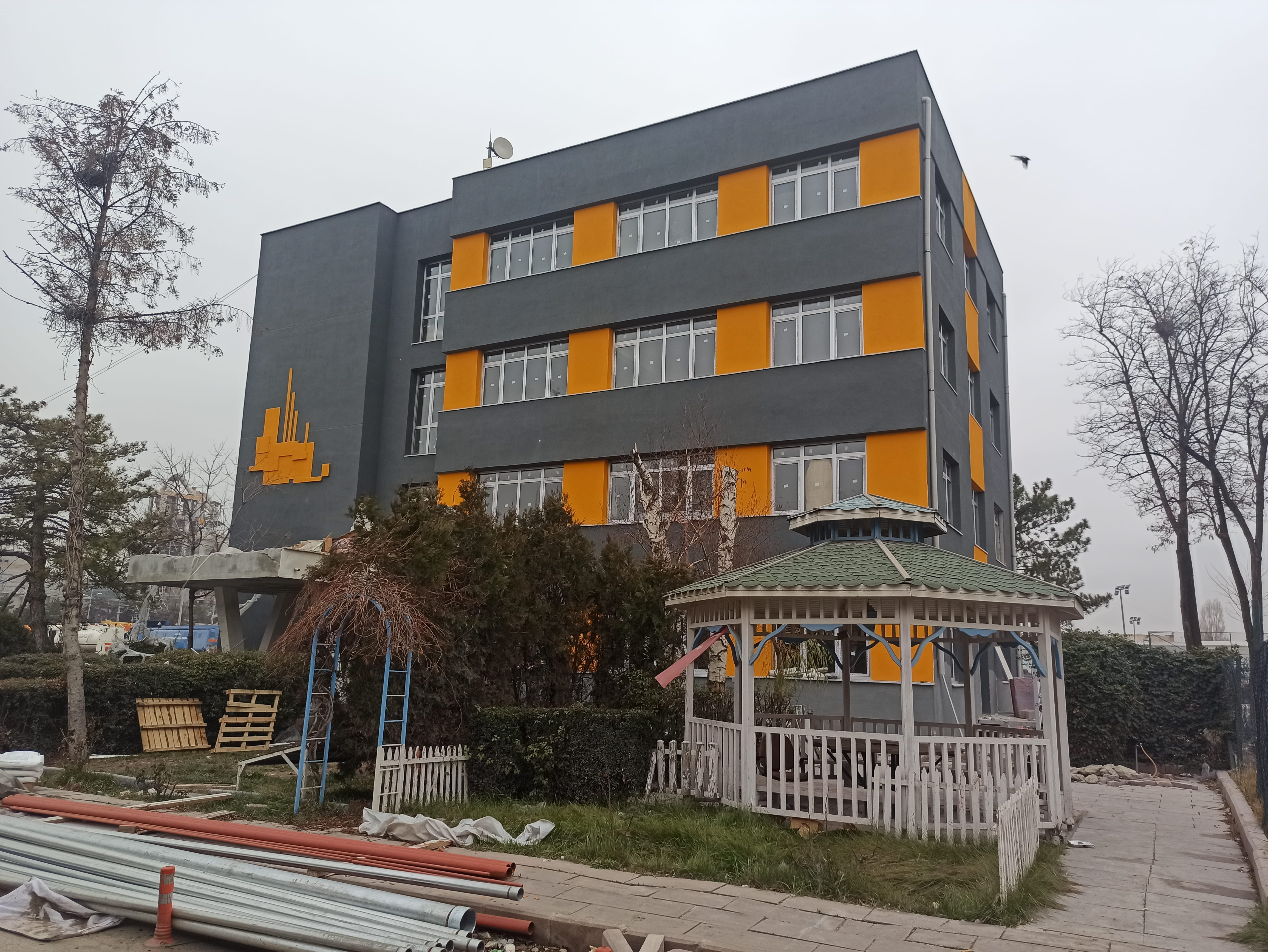 Güvercinlik İdari Binası Tadilat Onarım İşi